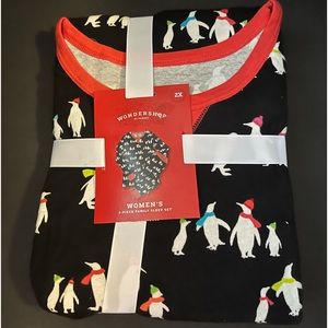 NWT Black with penguins sleep wear